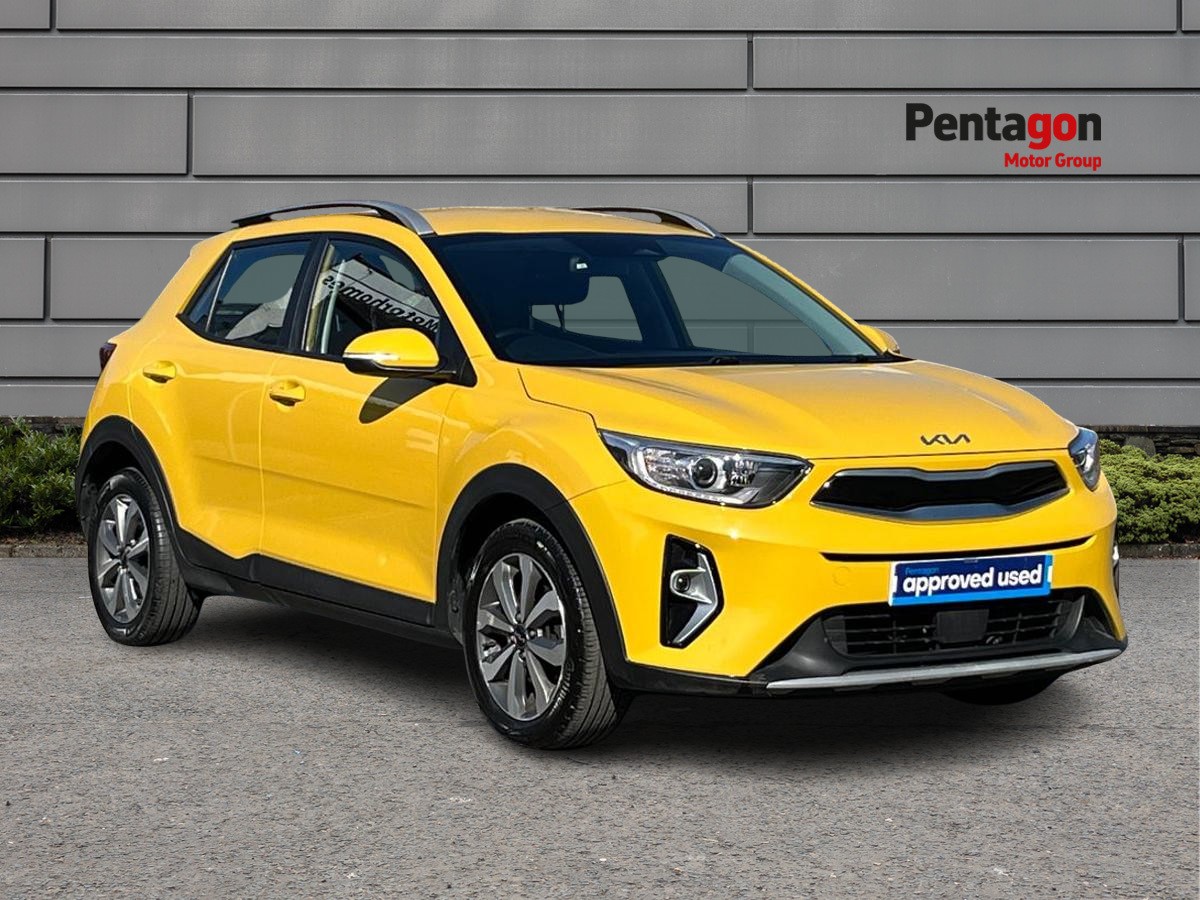 Main listing image - Kia Stonic