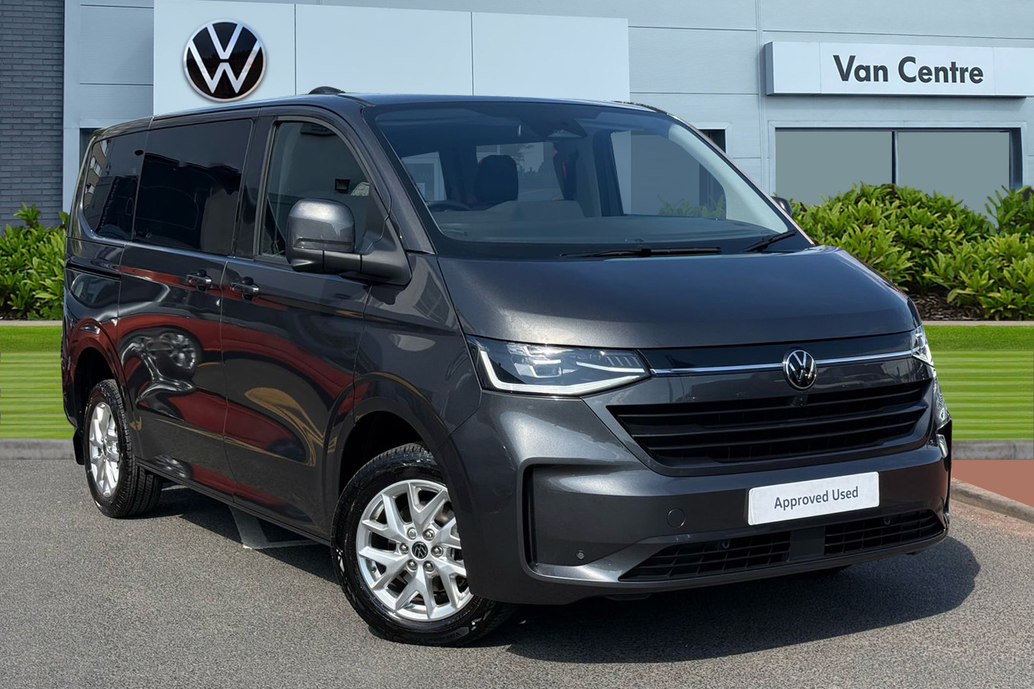 Main listing image - Volkswagen Transporter Shuttle