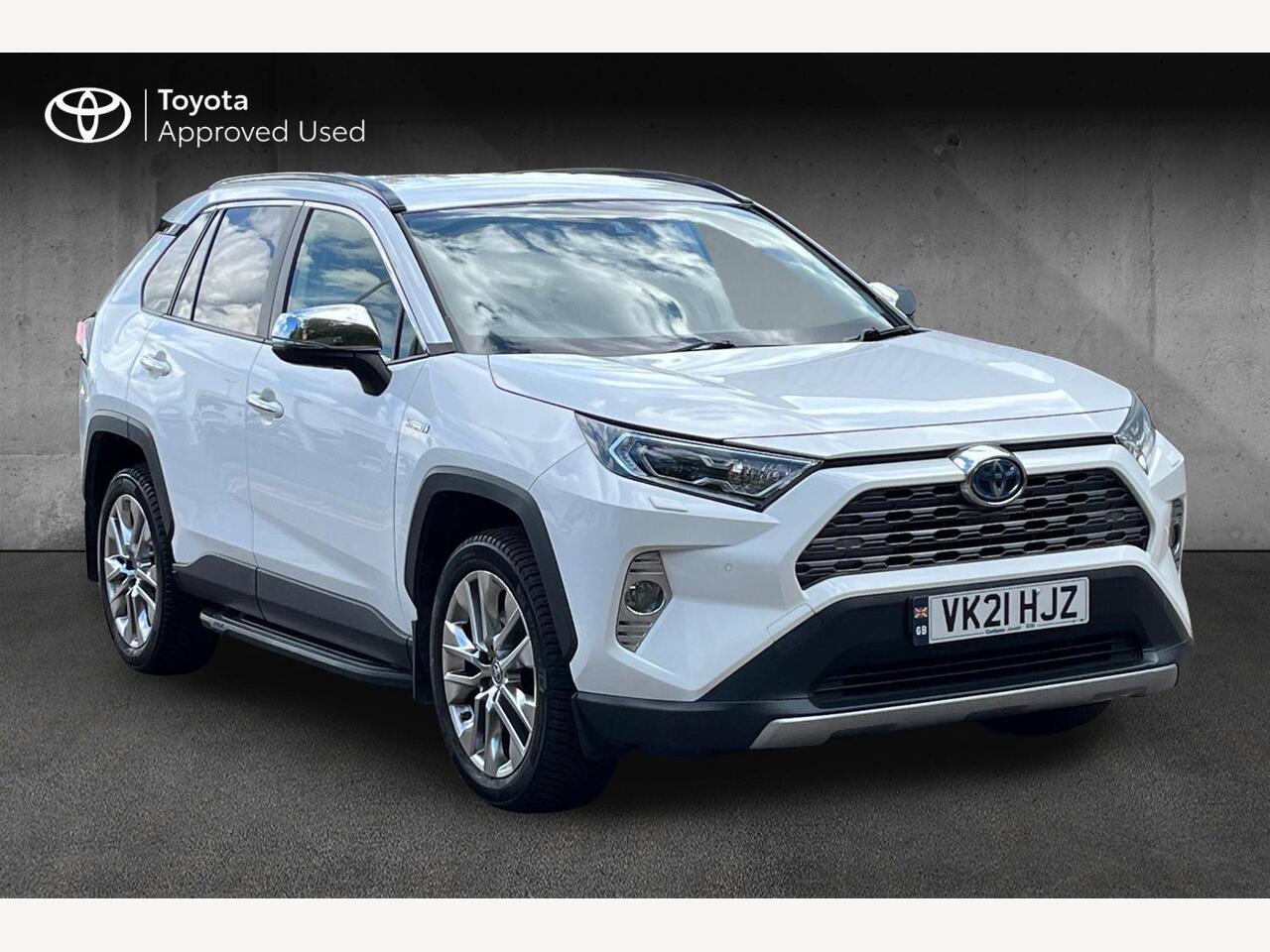 Main listing image - Toyota RAV4