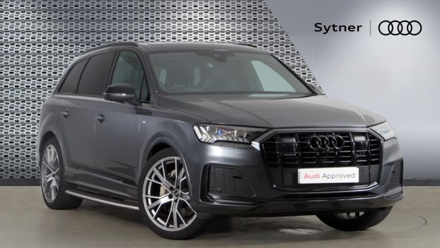 Main listing image - Audi Q7