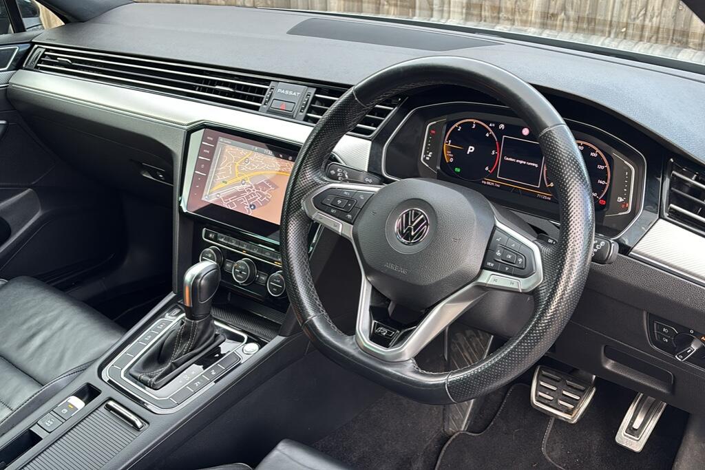 Main listing image - Volkswagen Passat Estate