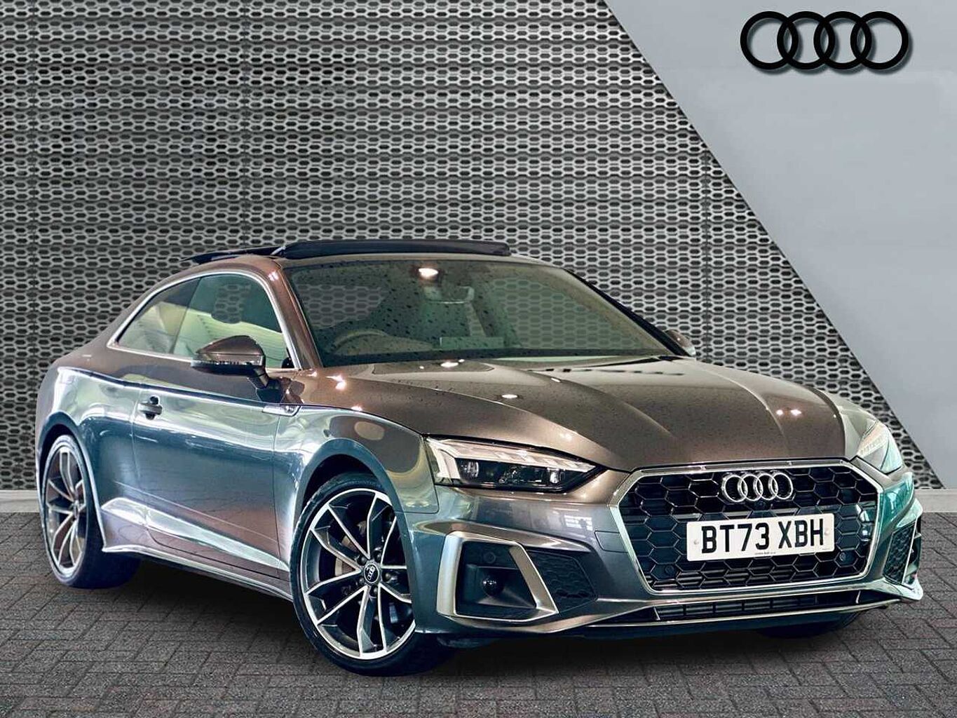 Main listing image - Audi A5