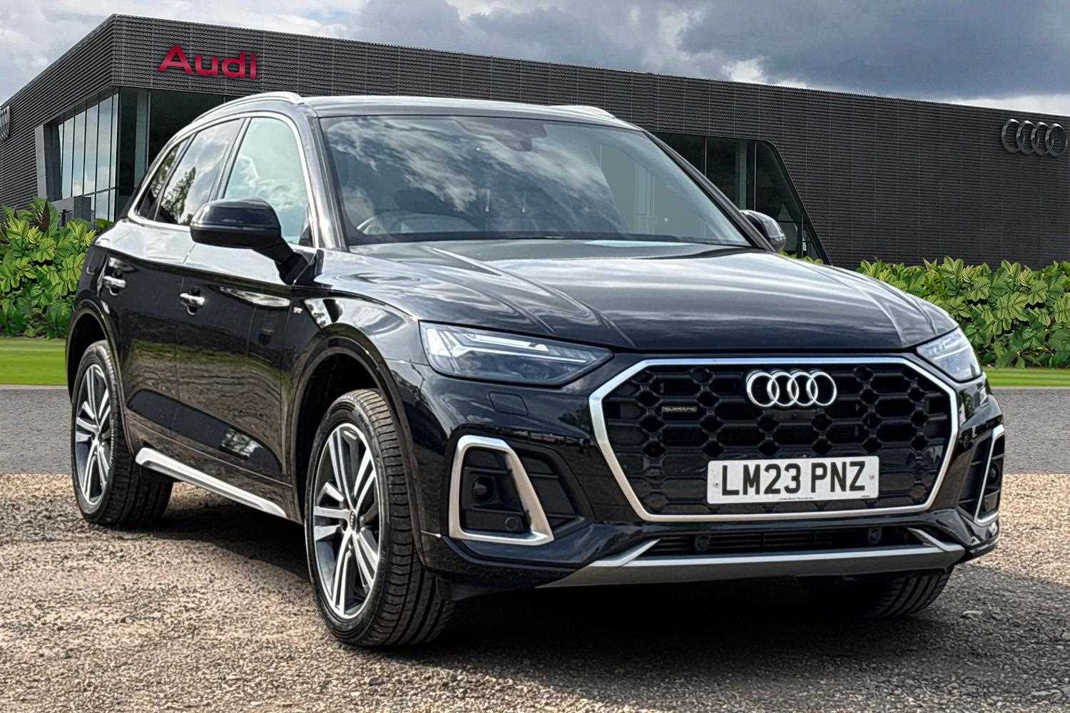 Main listing image - Audi Q5