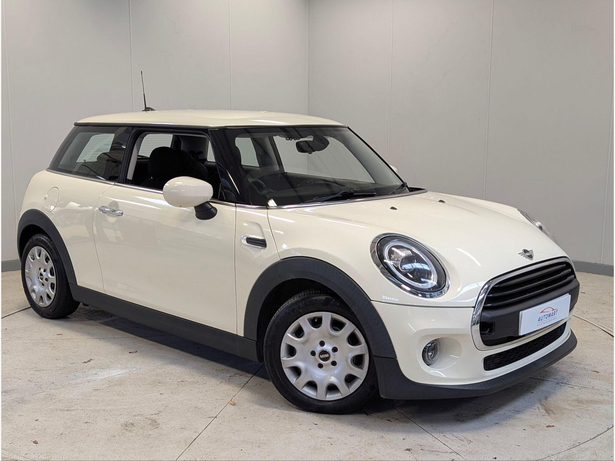 Main listing image - MINI Hatchback