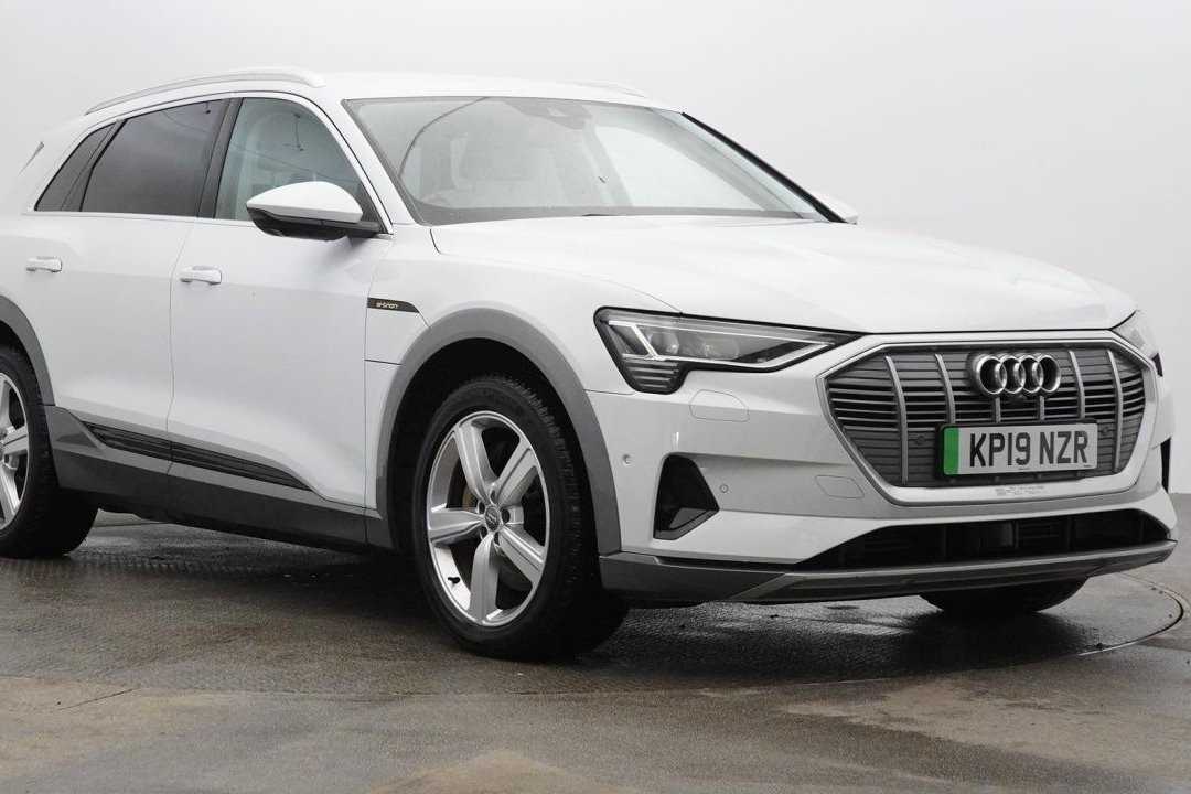 Main listing image - Audi e-tron