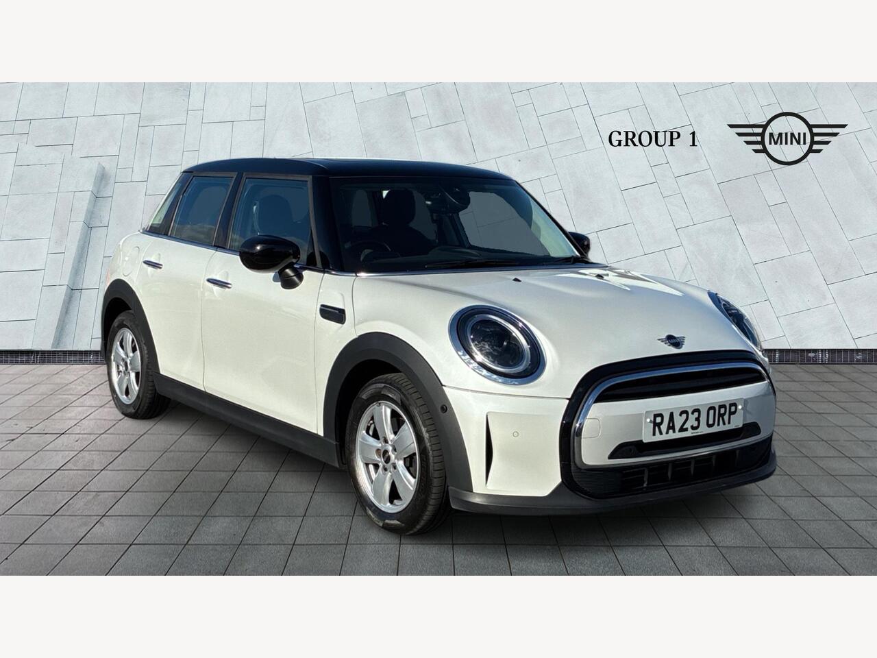 Main listing image - MINI Hatchback