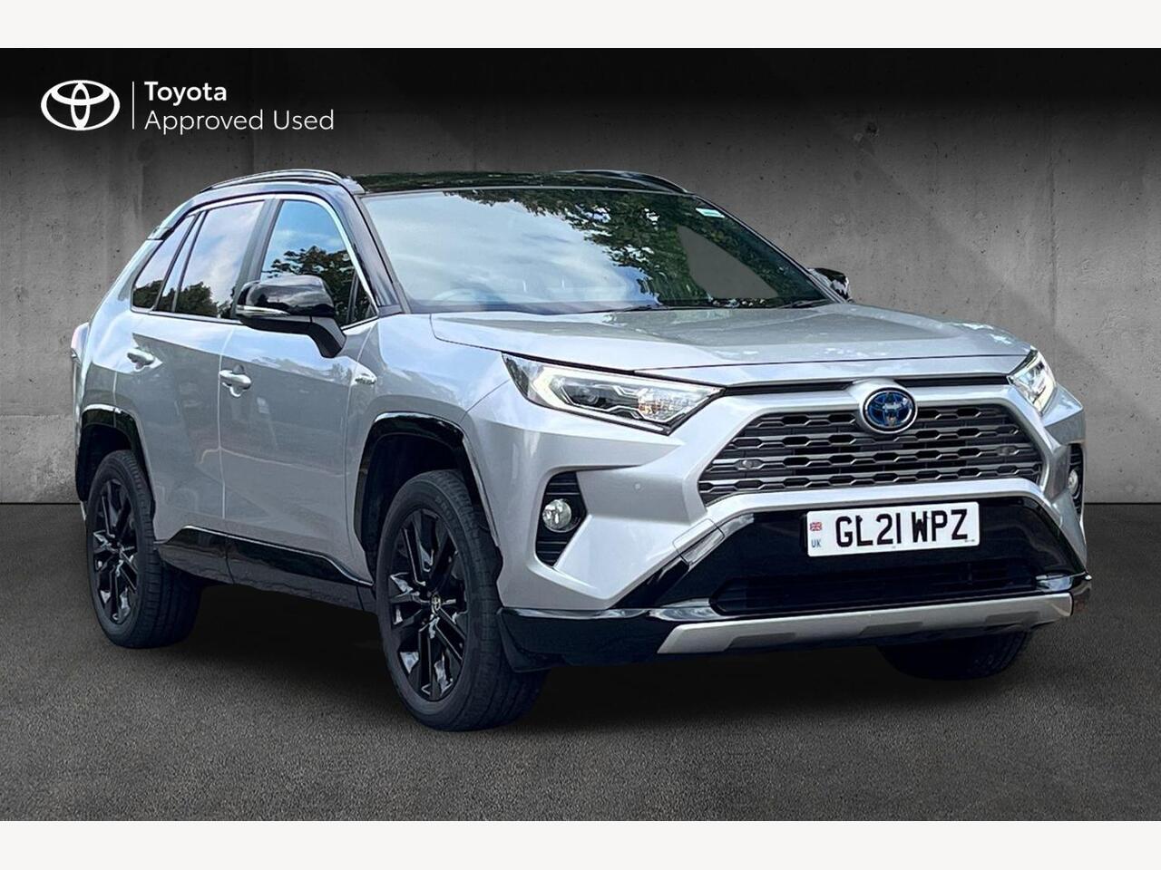 Main listing image - Toyota RAV4