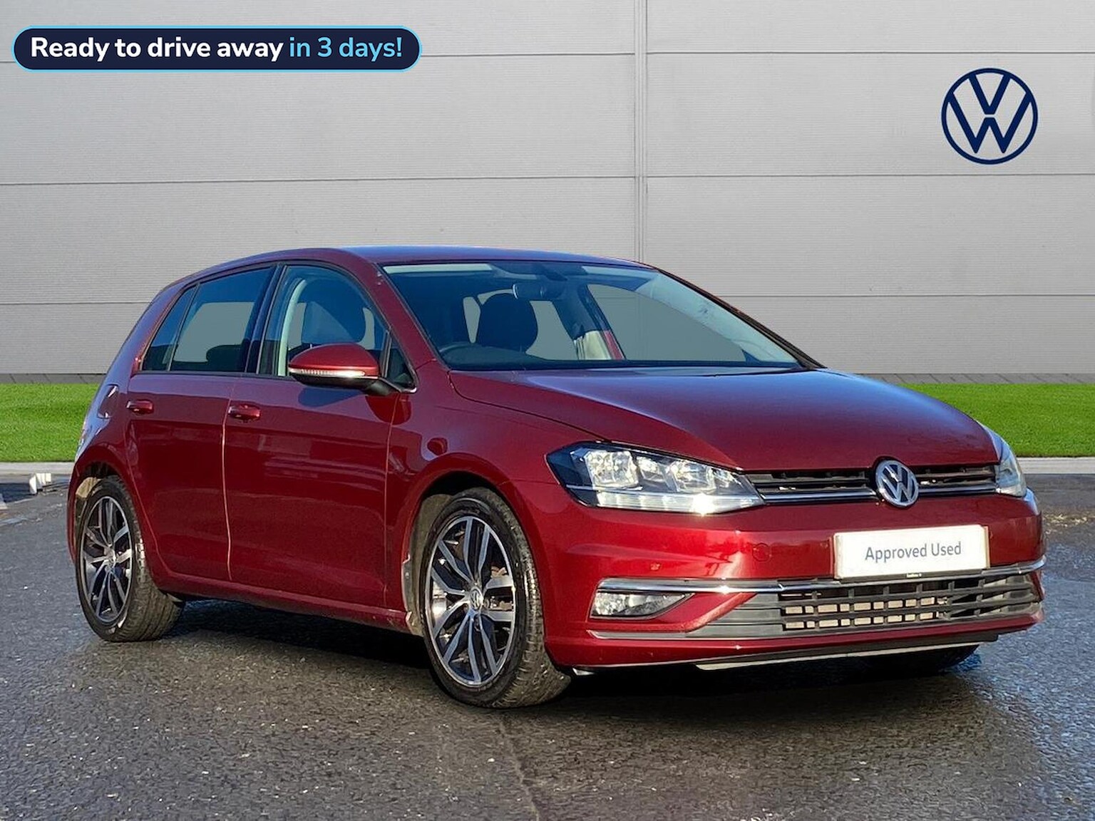 Main listing image - Volkswagen Golf