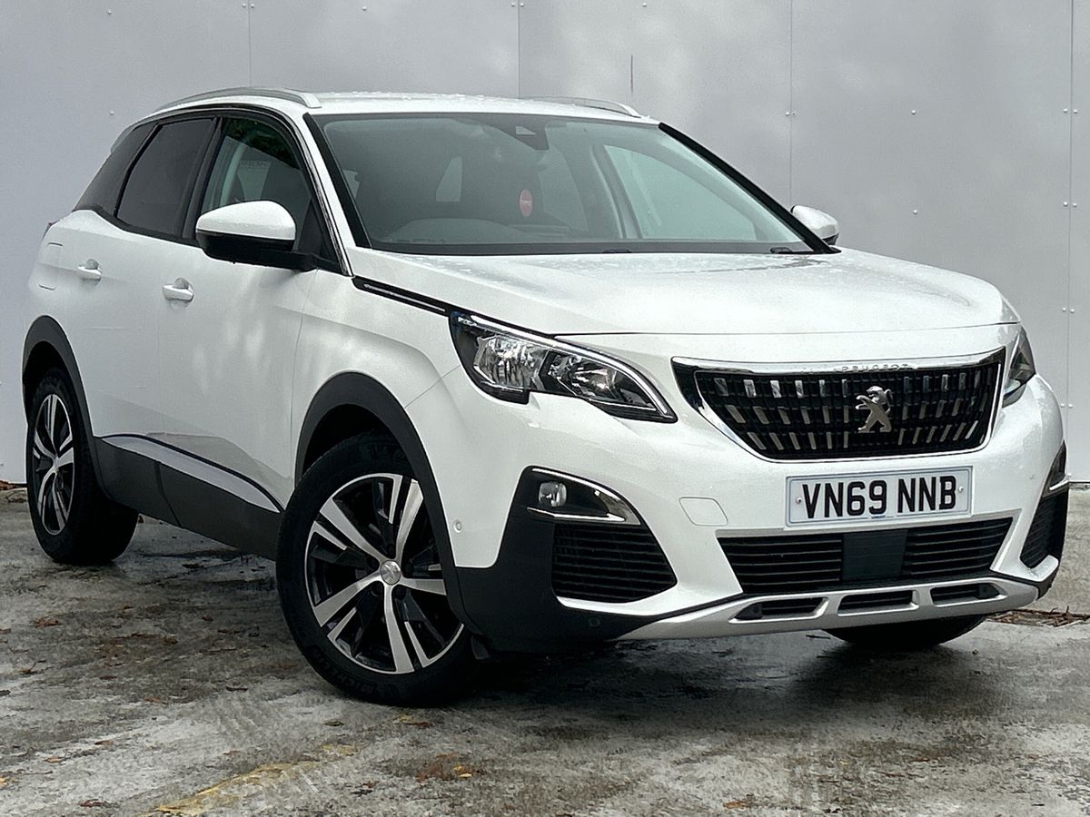 Main listing image - Peugeot 3008