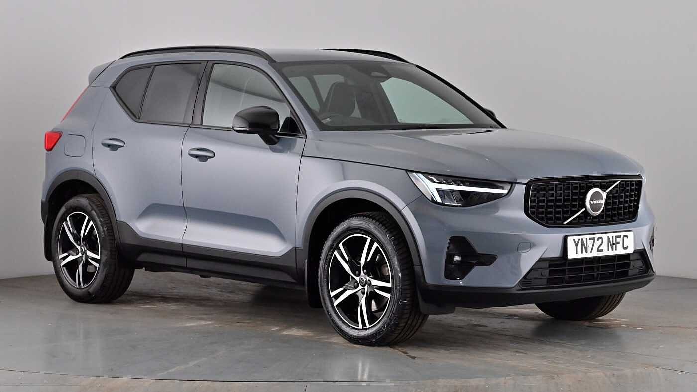Main listing image - Volvo XC40