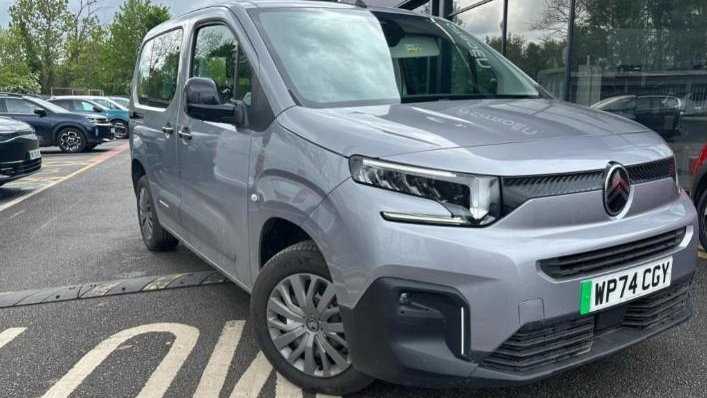 Main listing image - Citroen e-Berlingo