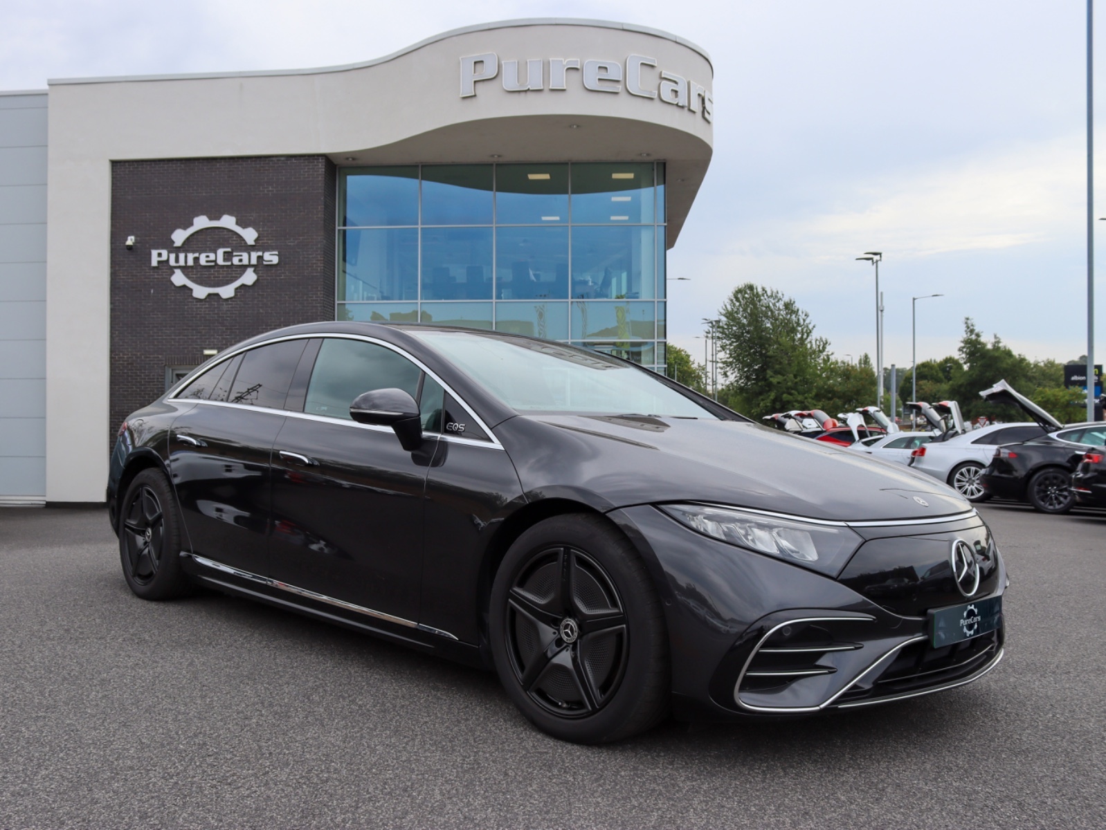 Main listing image - Mercedes-Benz EQS