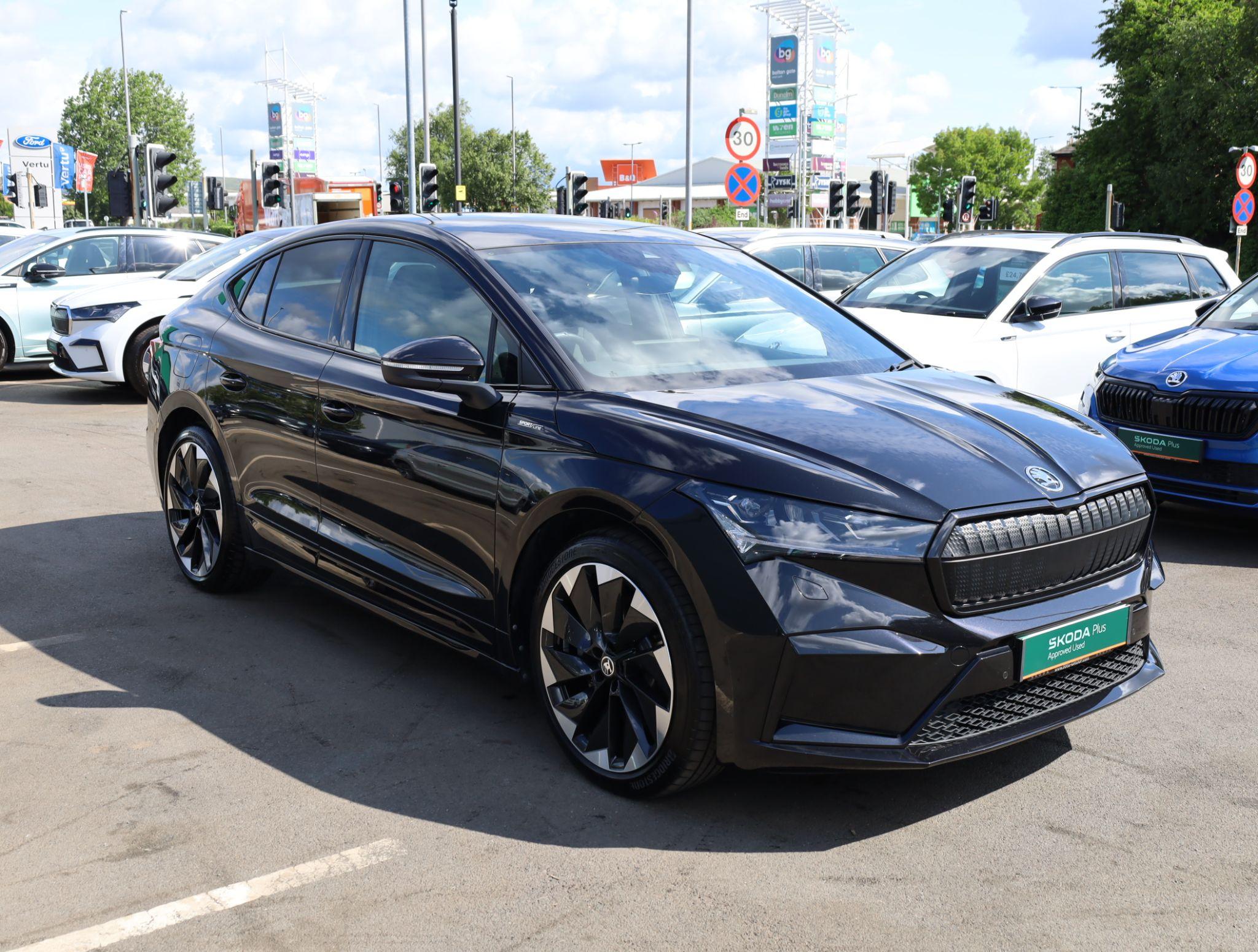 Main listing image - Skoda Enyaq