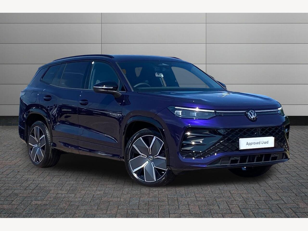 Main listing image - Volkswagen Tayron