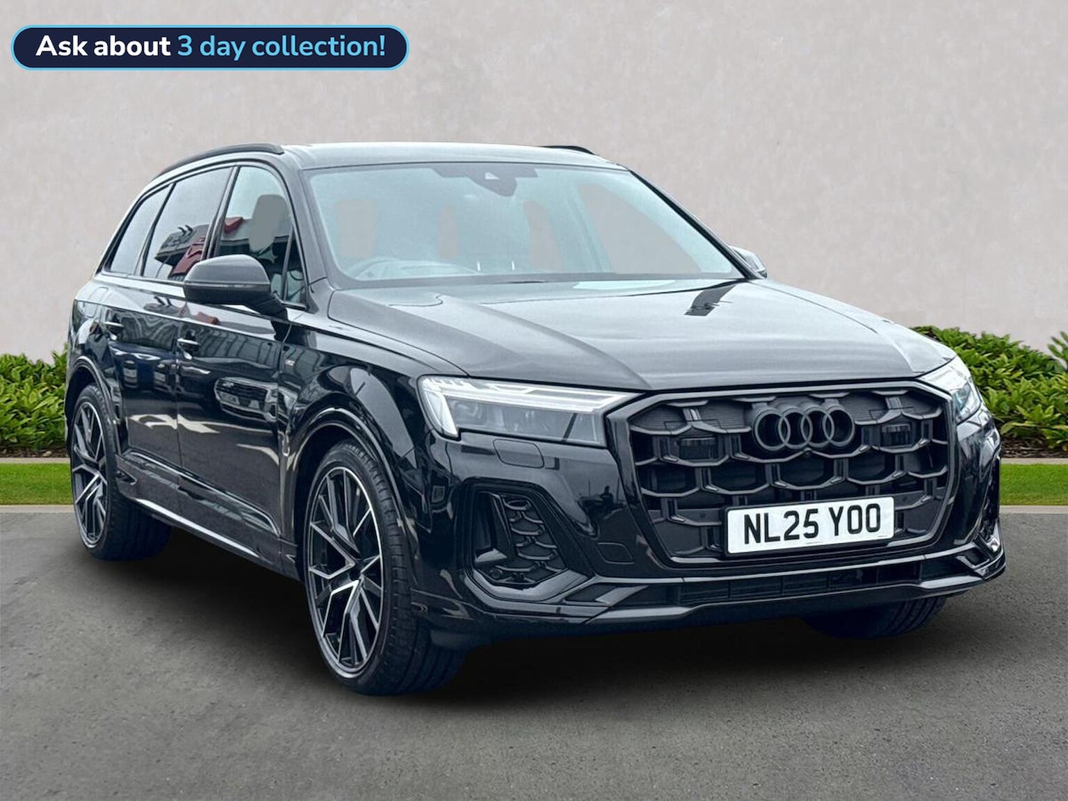 Main listing image - Audi Q7