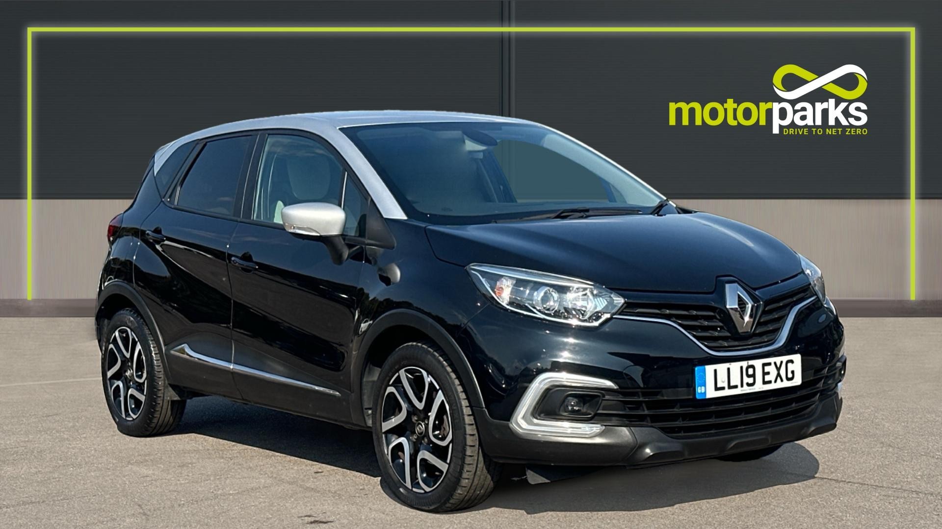 Main listing image - Renault Captur