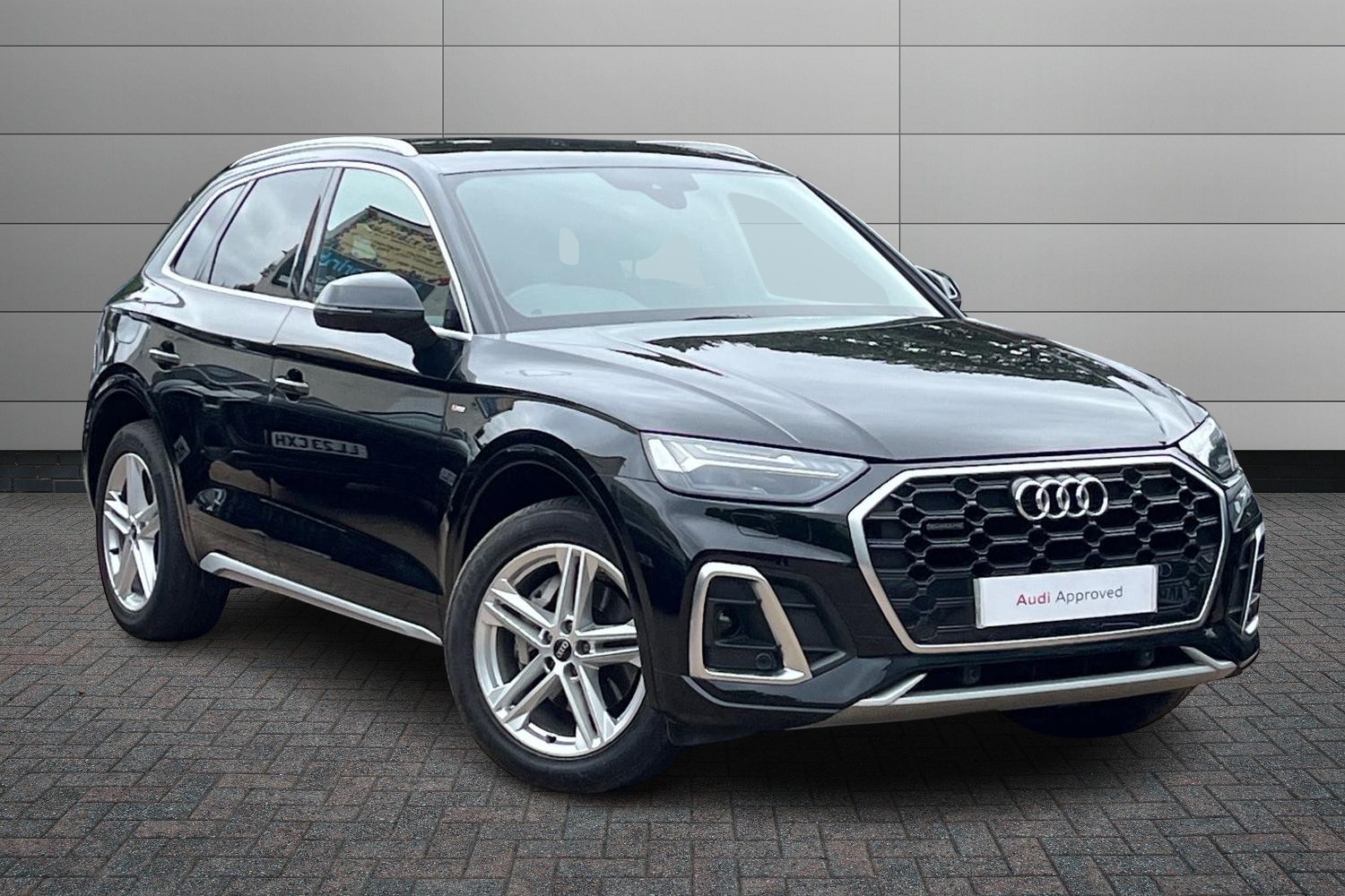 Main listing image - Audi Q5