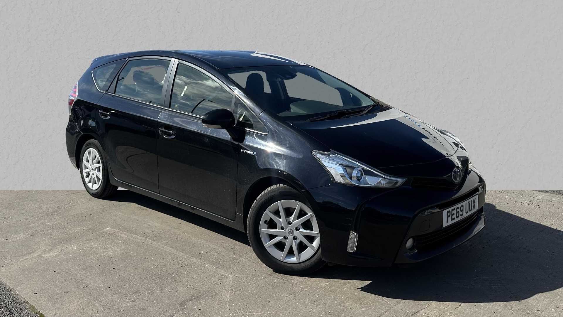 Main listing image - Toyota Prius+