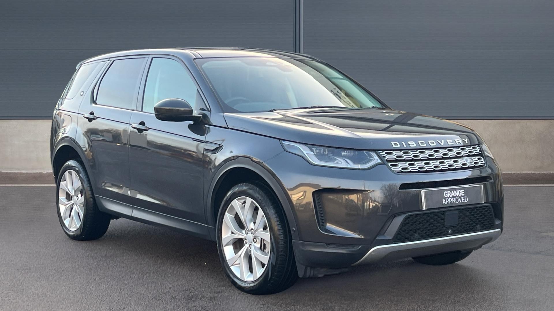 Main listing image - Land Rover Discovery Sport