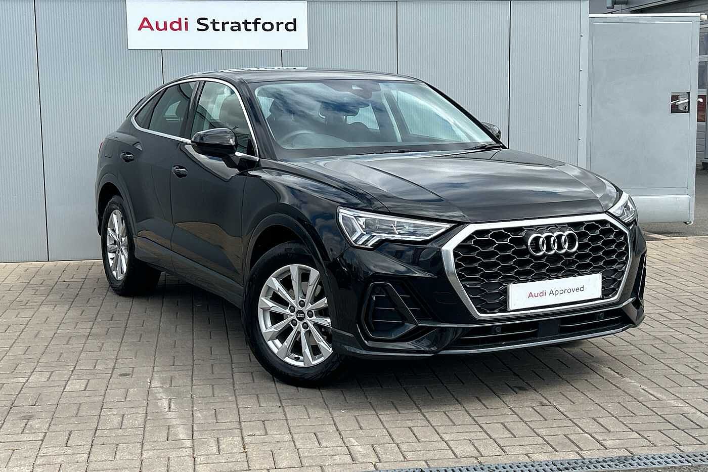 Main listing image - Audi Q3