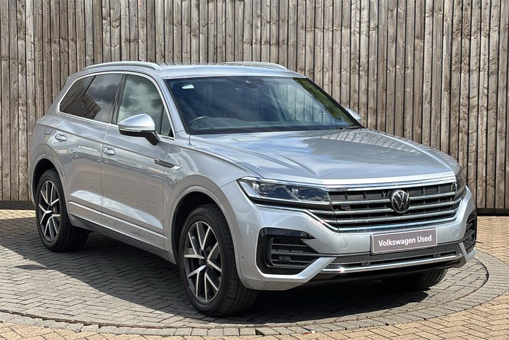 Main listing image - Volkswagen Touareg