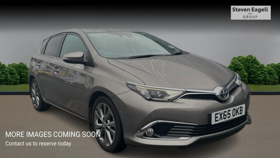 Main listing image - Toyota Auris