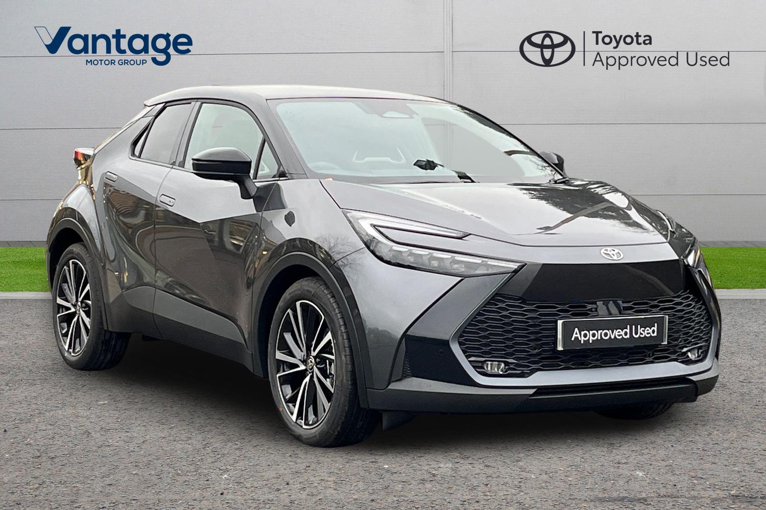 Main listing image - Toyota C-HR