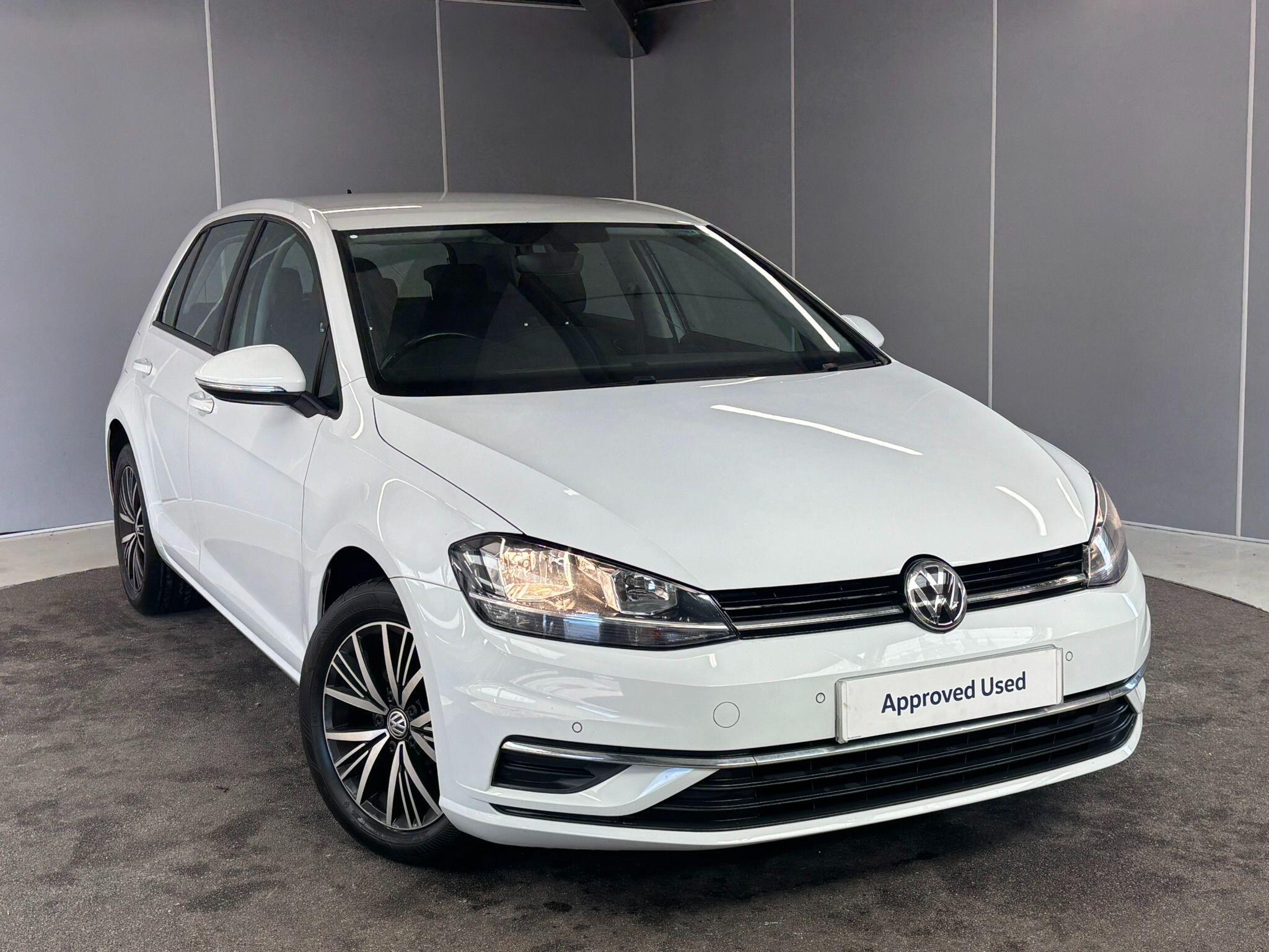 Main listing image - Volkswagen Golf