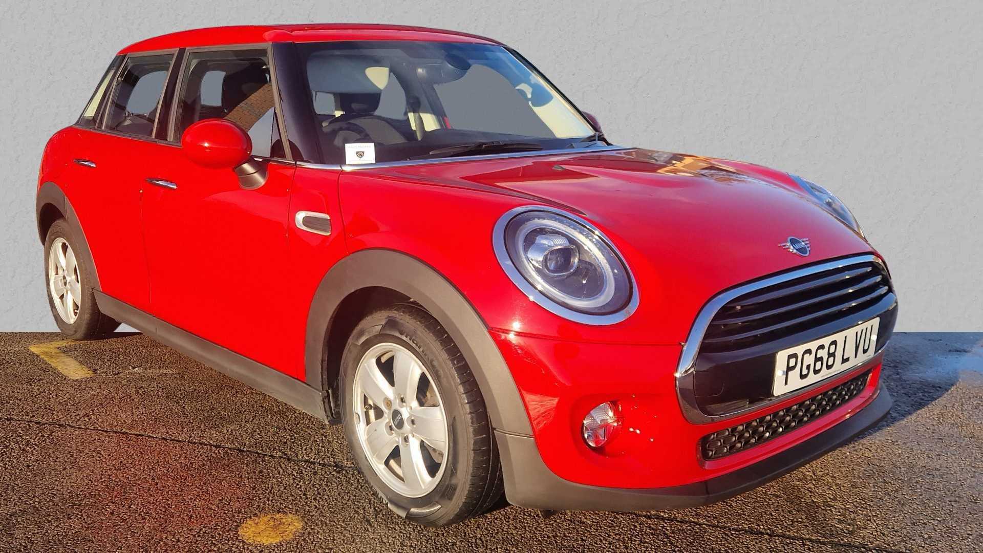 Main listing image - MINI Hatchback 5dr