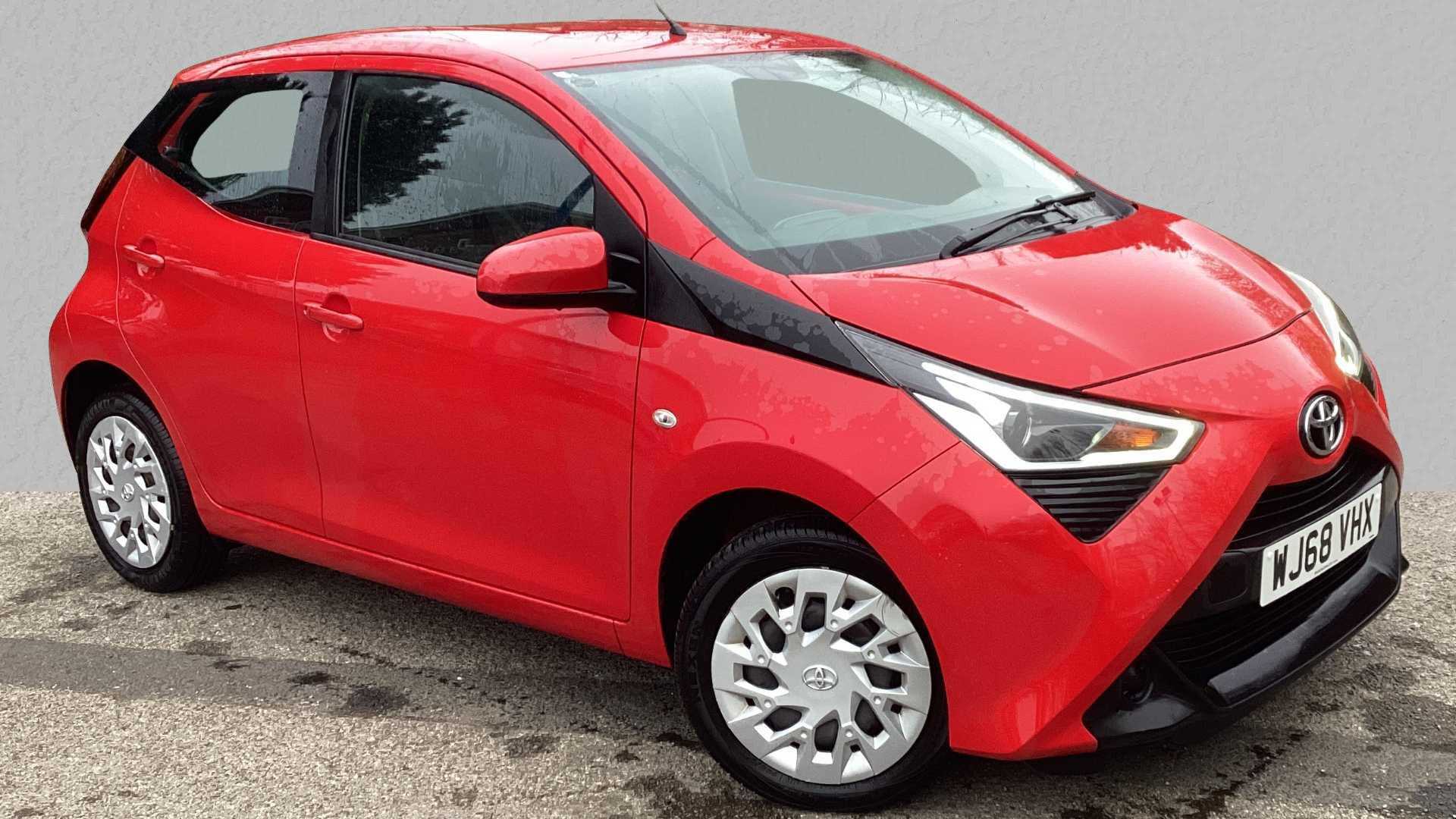 Main listing image - Toyota Aygo