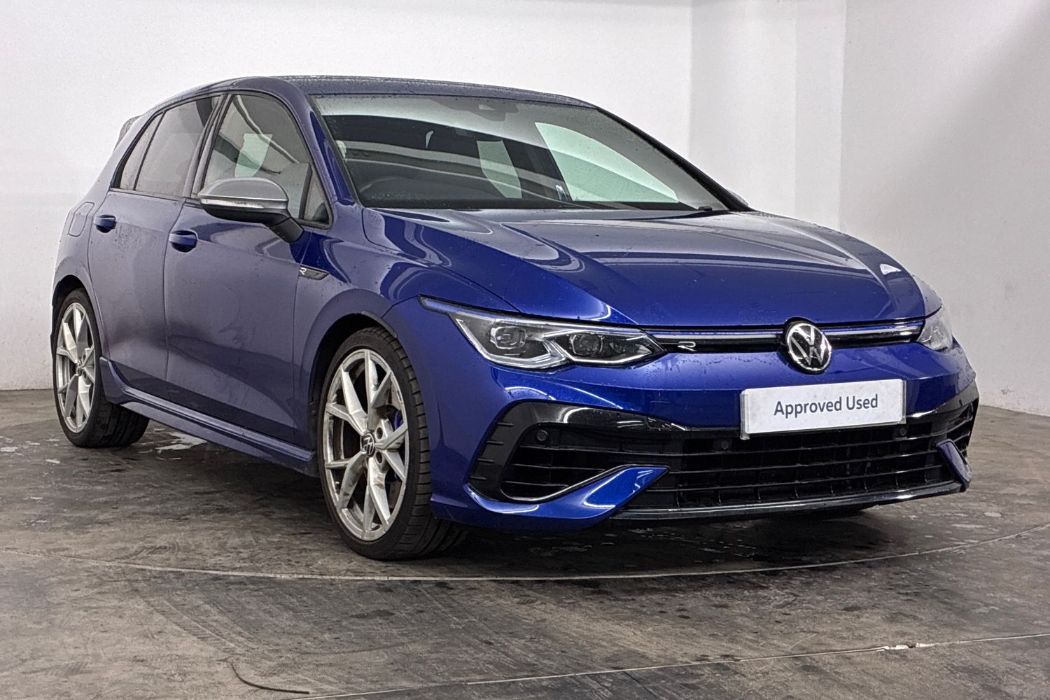 Main listing image - Volkswagen Golf R