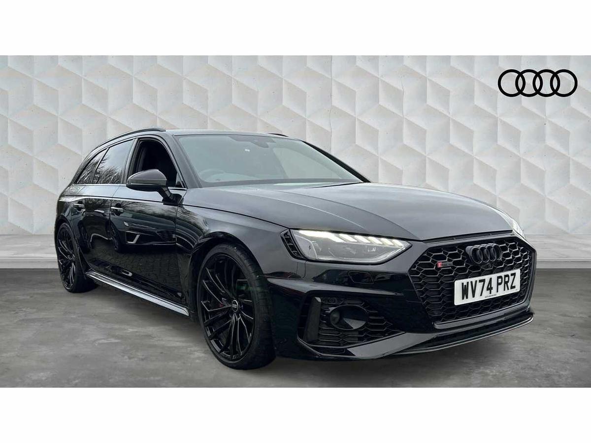 Main listing image - Audi RS4