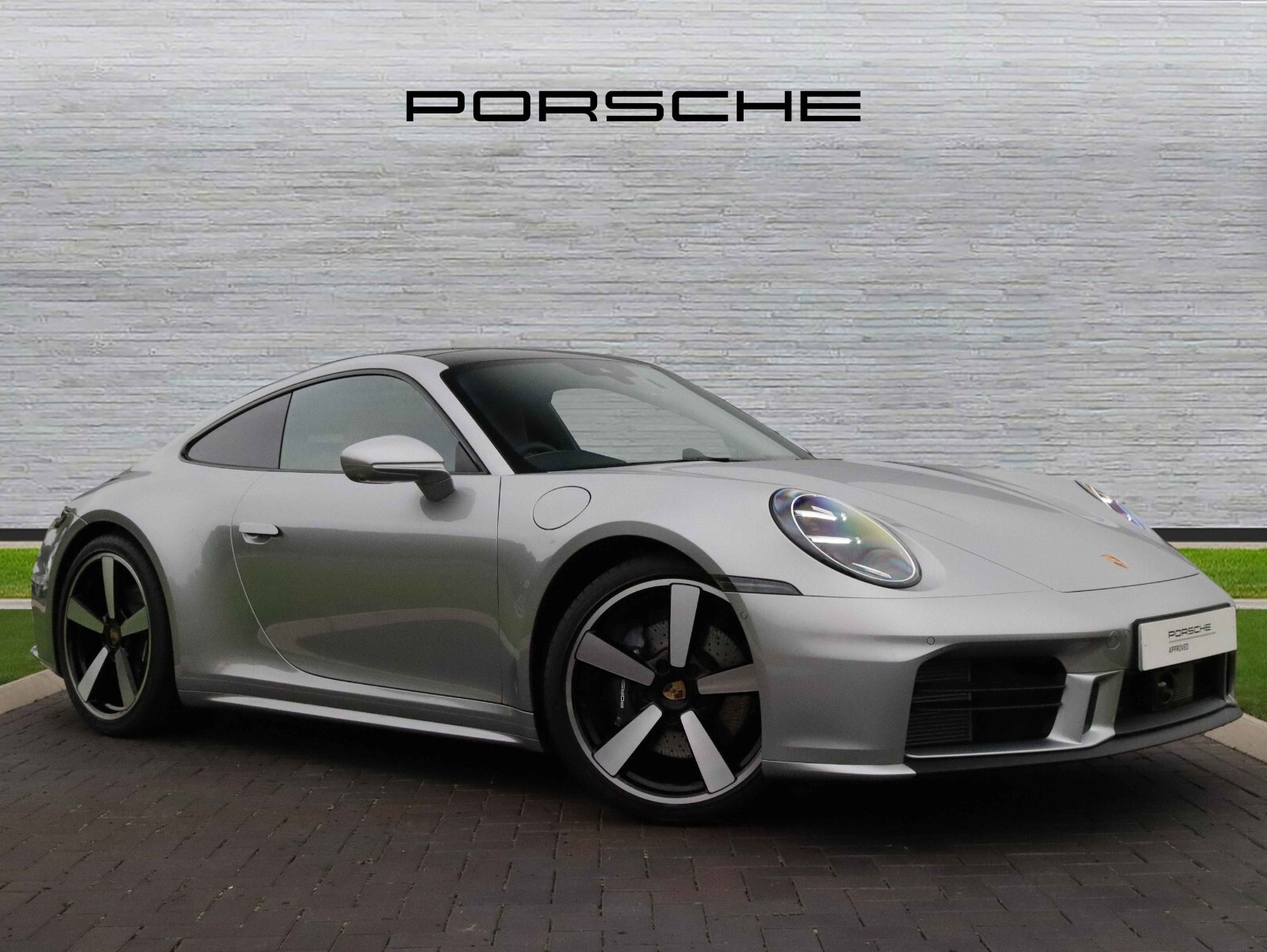 Main listing image - Porsche 911