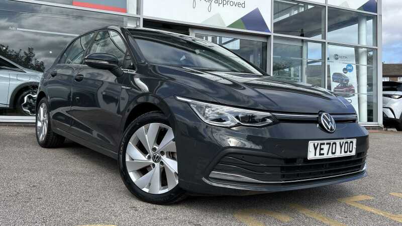 Main listing image - Volkswagen Golf