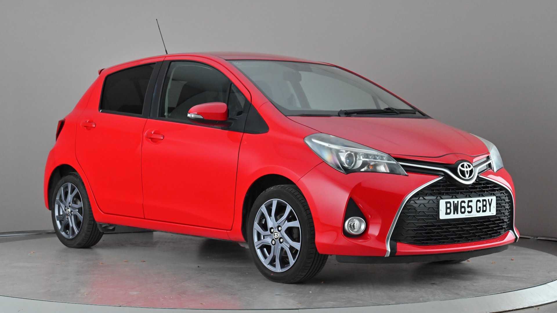 Main listing image - Toyota Yaris
