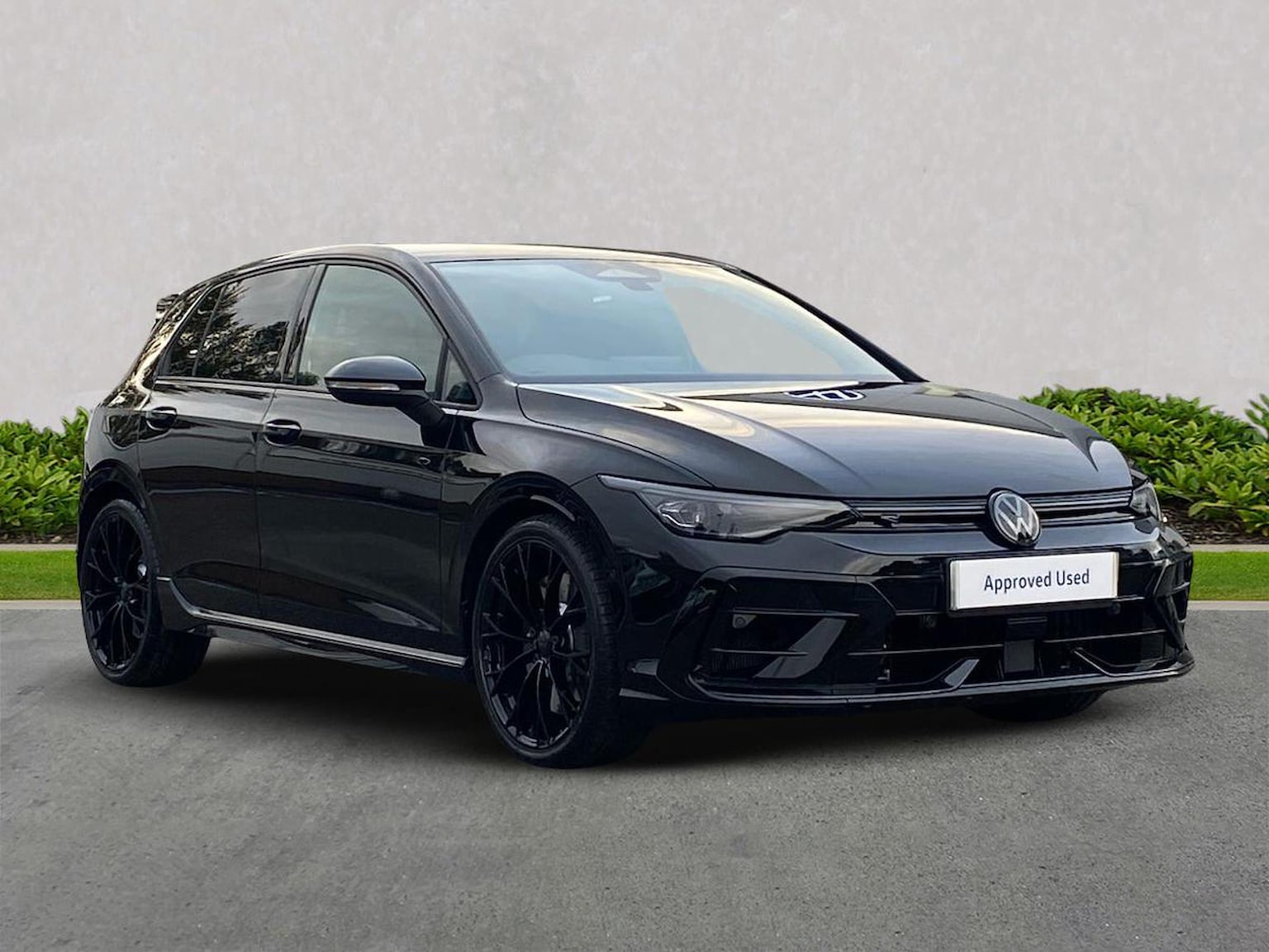Main listing image - Volkswagen Golf R