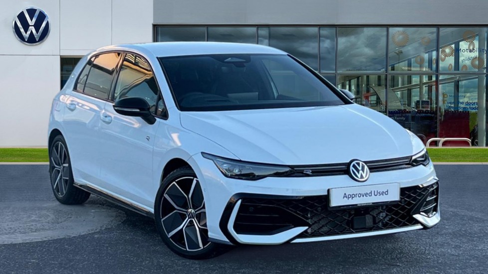 Main listing image - Volkswagen Golf
