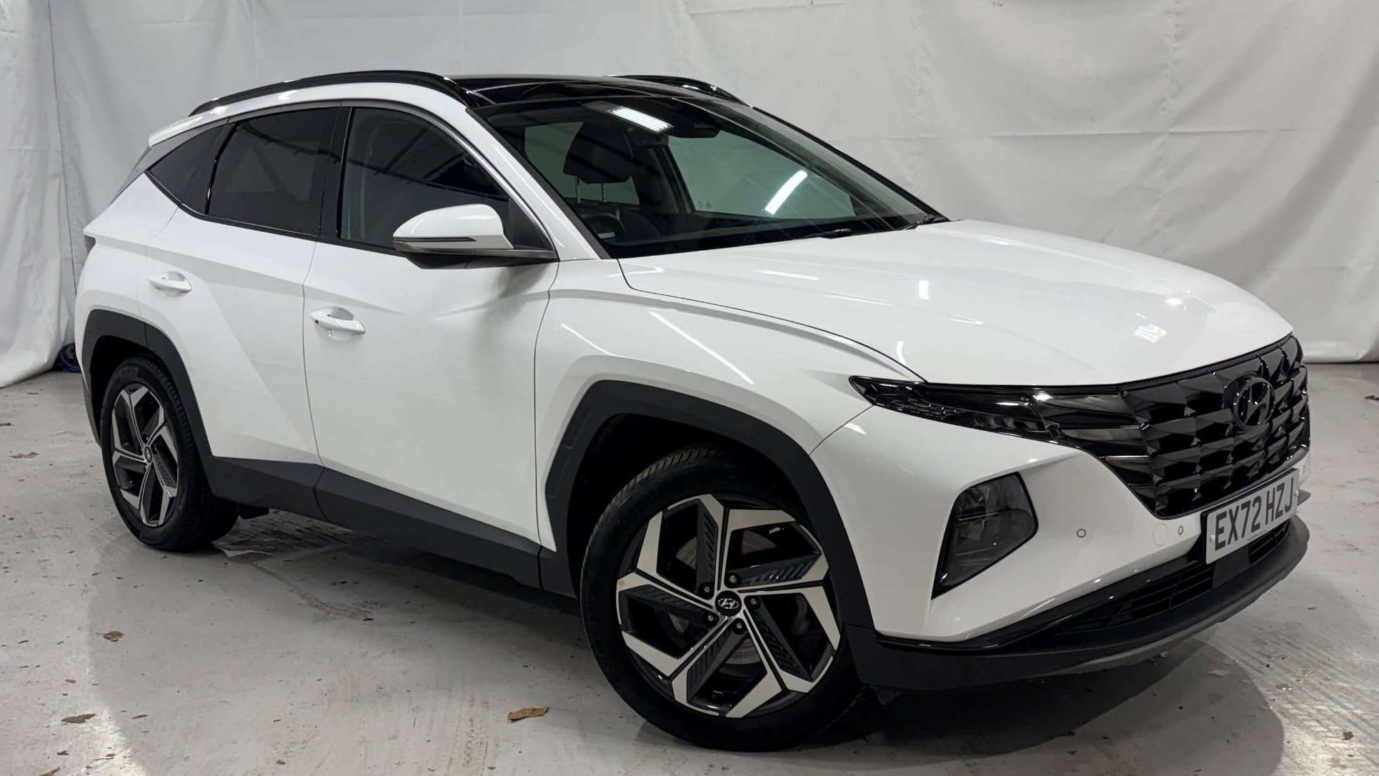 Main listing image - Hyundai Tucson