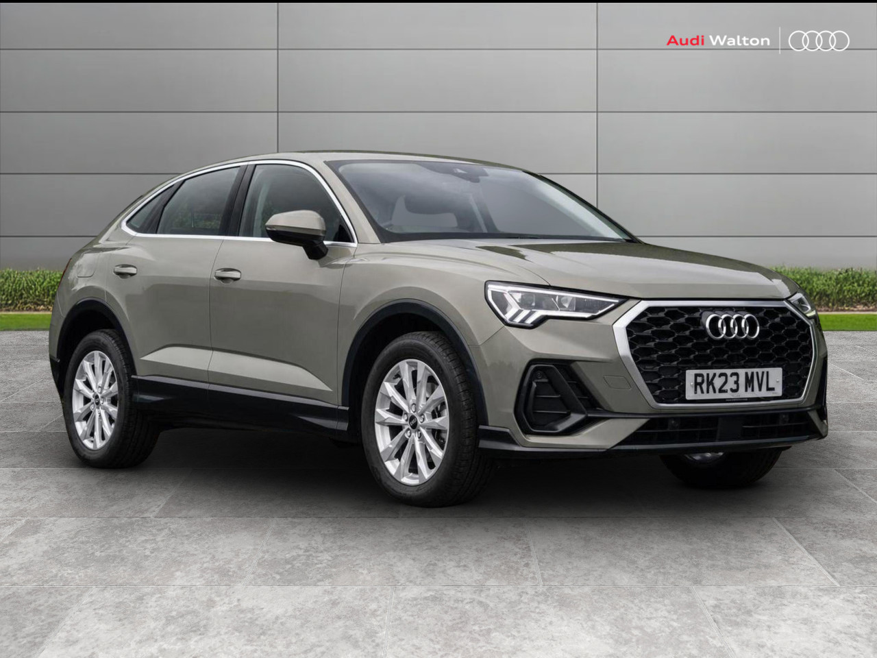 Main listing image - Audi Q3