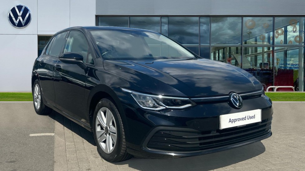 Main listing image - Volkswagen Golf