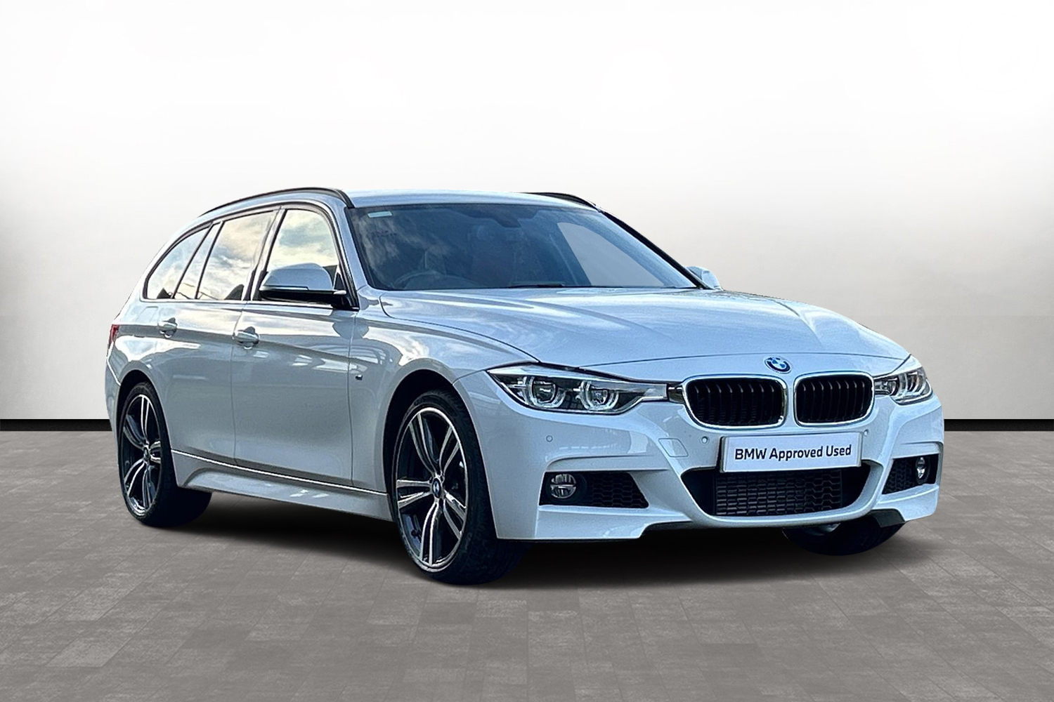 Main listing image - BMW 3 Series Touring