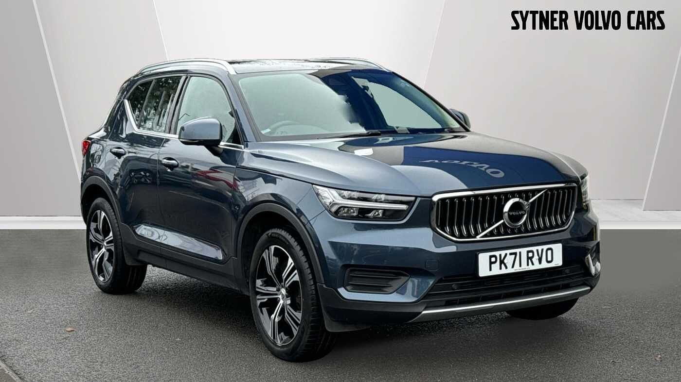 Main listing image - Volvo XC40 Recharge