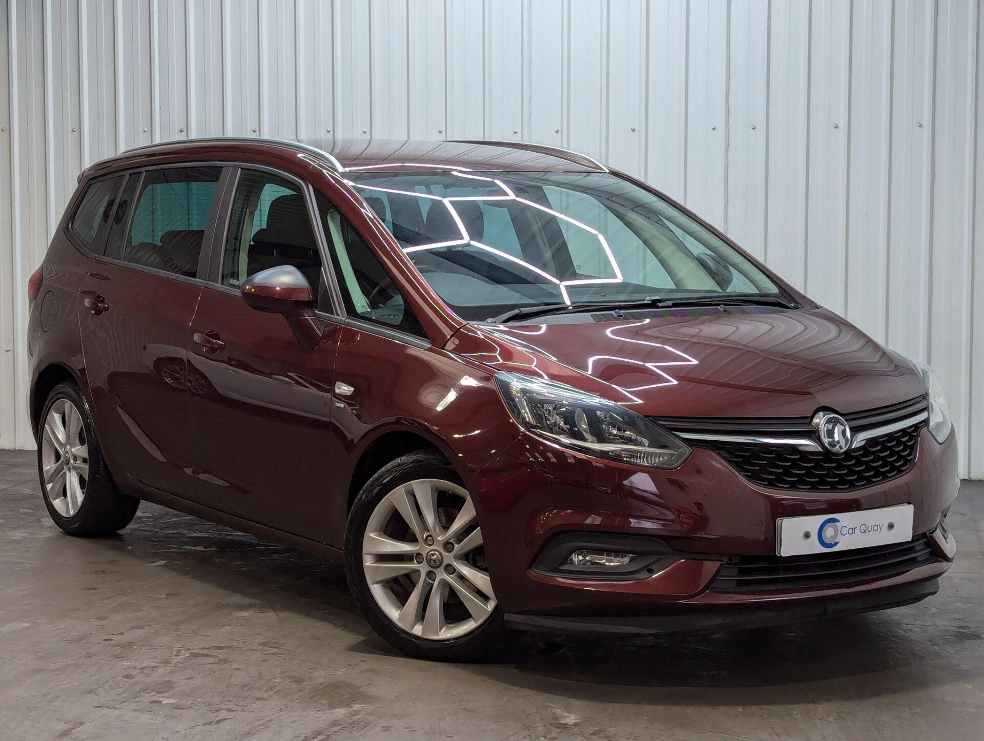 Main listing image - Vauxhall Zafira