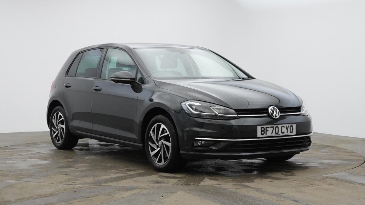 Main listing image - Volkswagen Golf