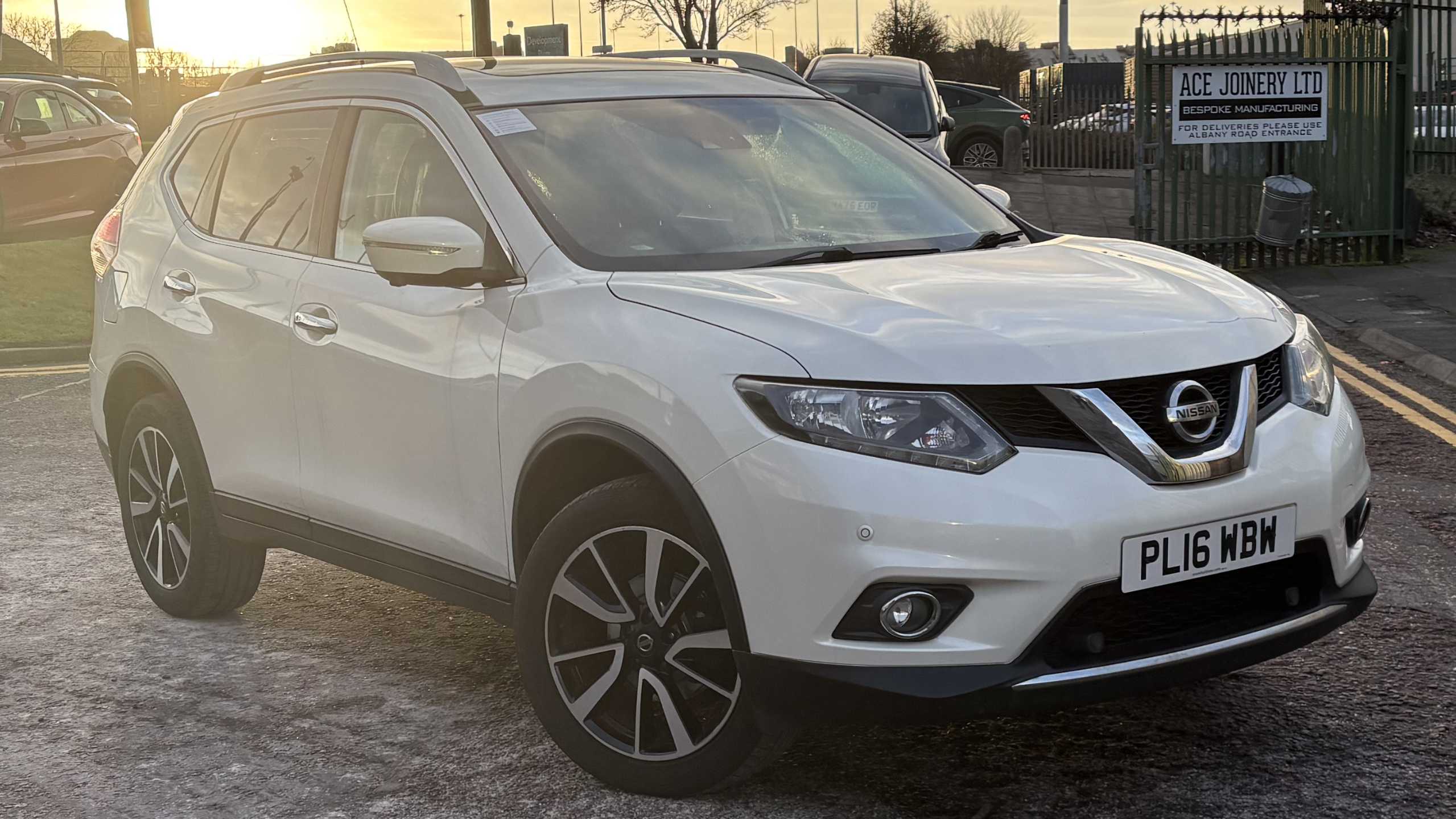 Main listing image - Nissan X-Trail