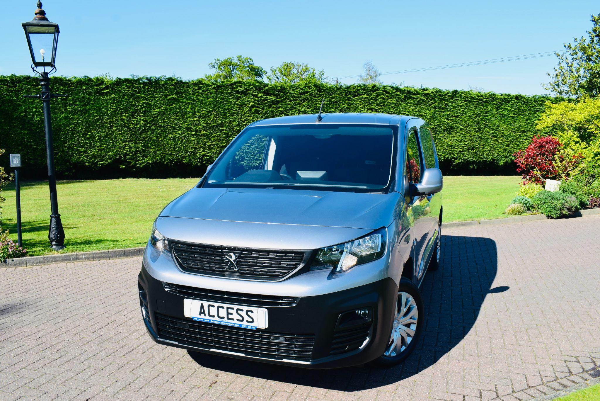 Main listing image - Peugeot Partner