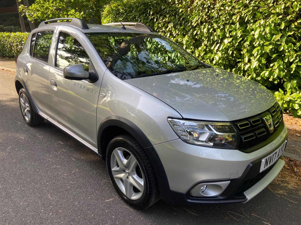 Main listing image - Dacia Sandero Stepway