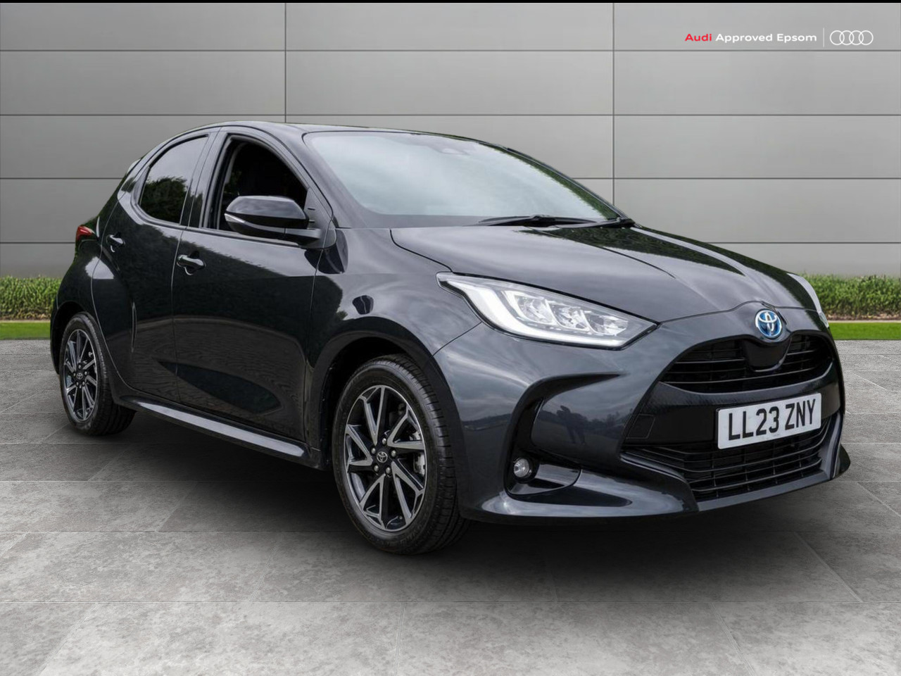 Main listing image - Toyota Yaris