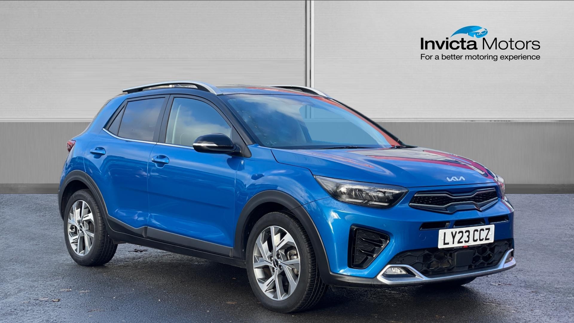 Main listing image - Kia Stonic