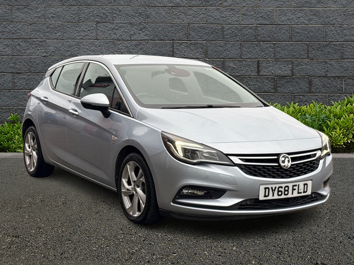 Main listing image - Vauxhall Astra